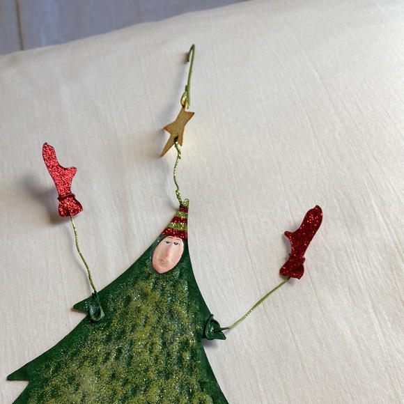 Metal Christmas ornament. - Picture 4 of 5